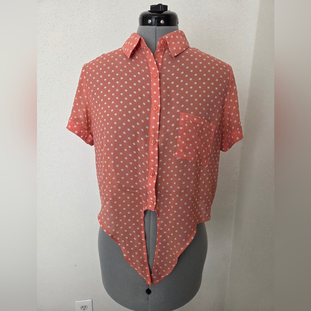 Forever 21 Polka Dot Button-Up Women Top